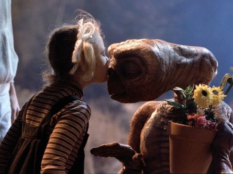 E.T. L'extra-terrestre Recensione Locandina
