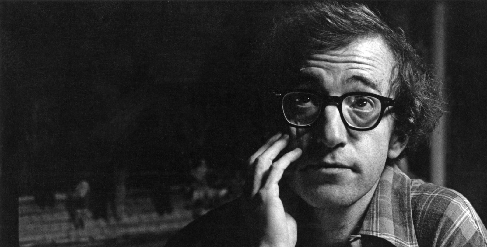 Woody Allen smentisce: "Non ho mai detto che voglio ritirarmi e scrivere romanzi"